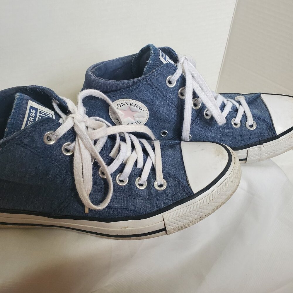 Woman's Converse mid tops-med blue-sz 8